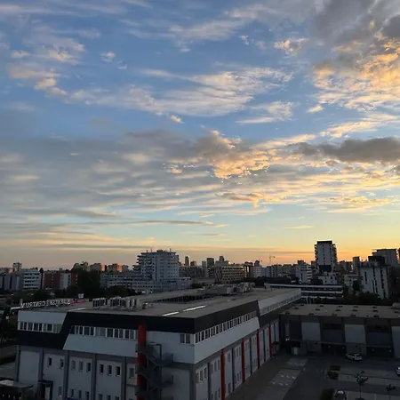 Fresh & Parking Apartman