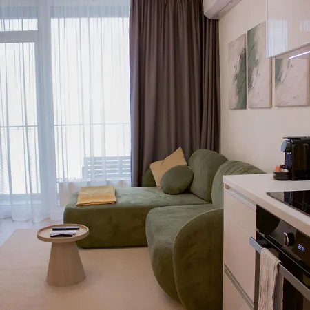 Fresh & Parking Apartman *