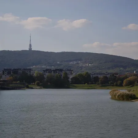 Fresh & Parking Pozsony